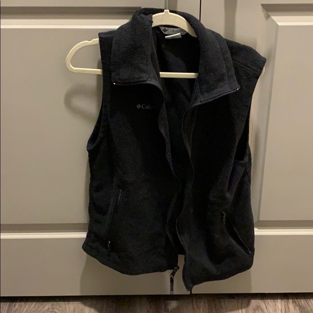 Black Fleece Columbia Vest
